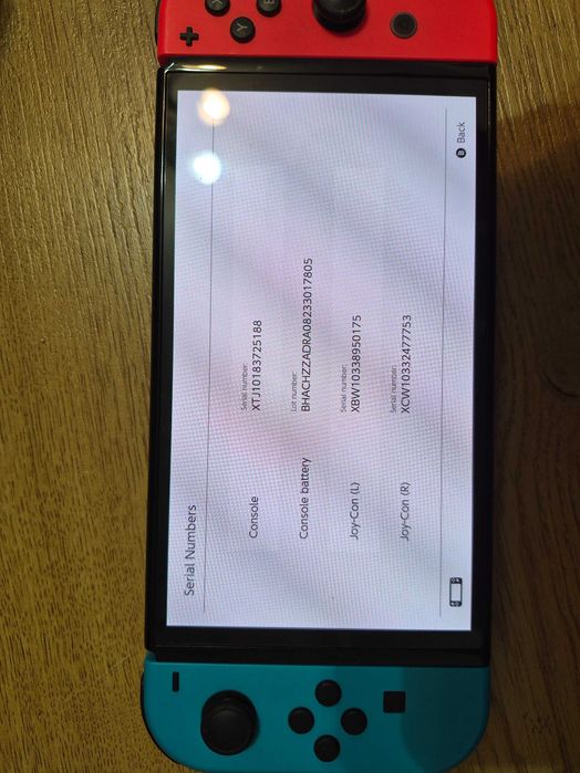 Nintendo Switch OLED 64GB – Stare Impecabilă + Accesorii