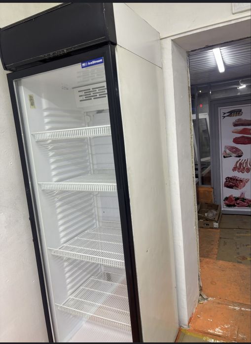 Холодильник вертикальный