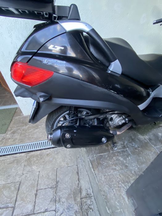 PiaggioMP3 LT cat B An2013