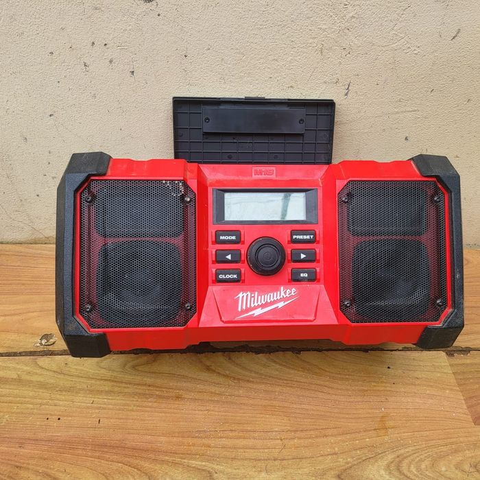 Radio Milwaukee M18  JSR