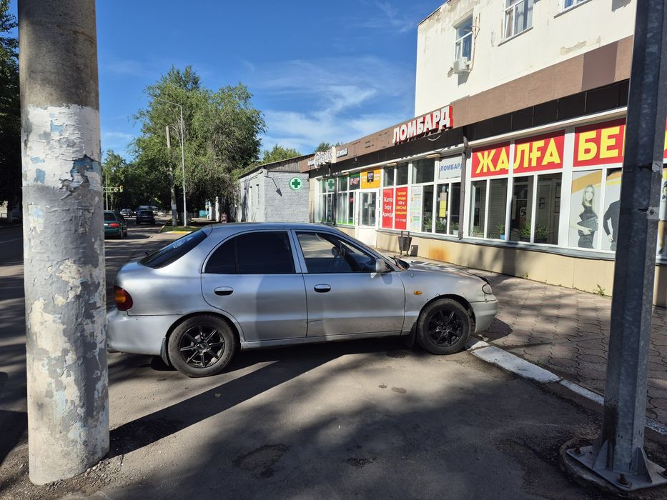 Машина хондай акцент