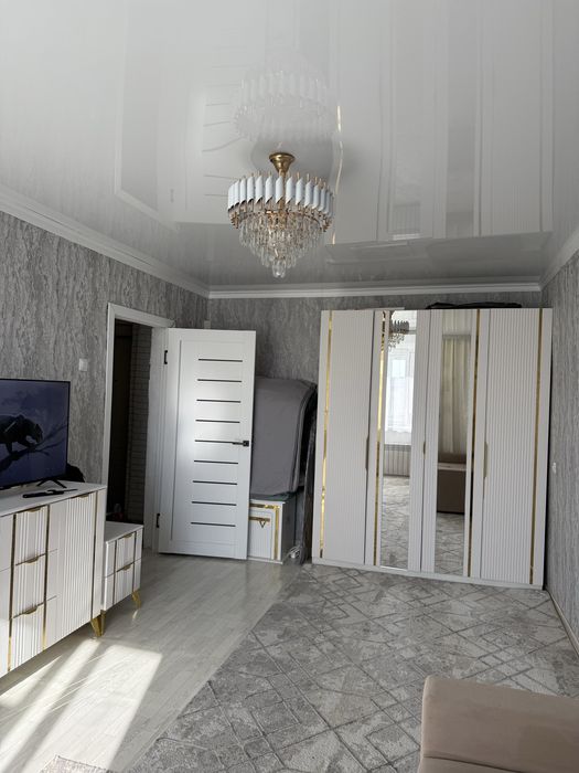 Продам квартиру! Абая 1