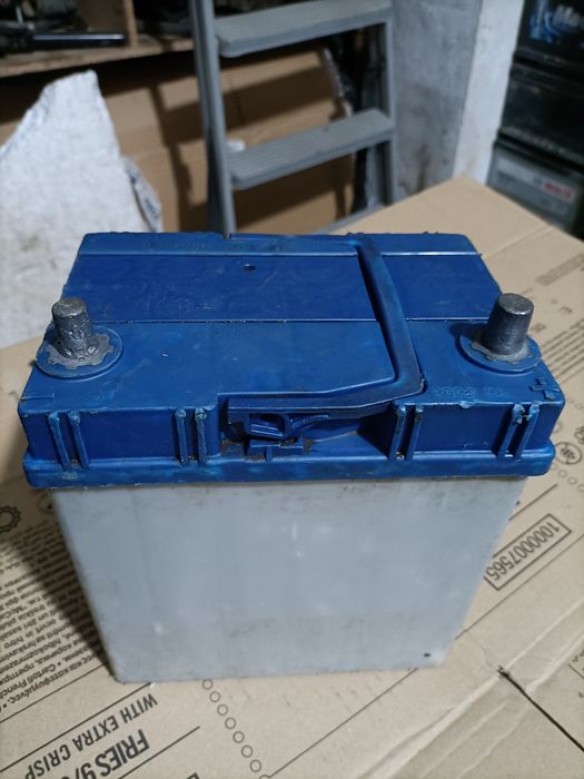 Baterie acumulator auto Varta 40 ah , garanție !