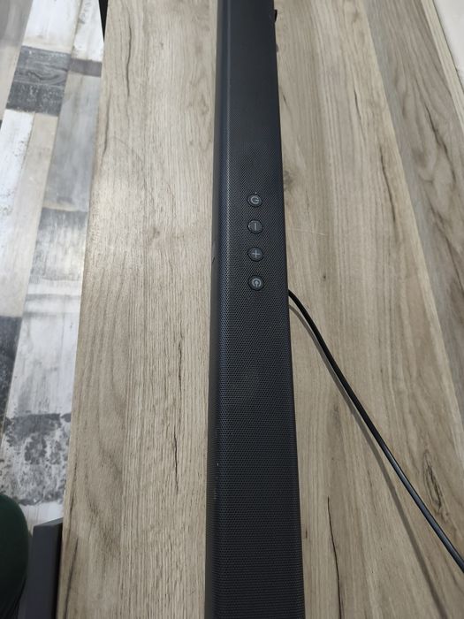 Продавам JBL Soundbar BAR2.1