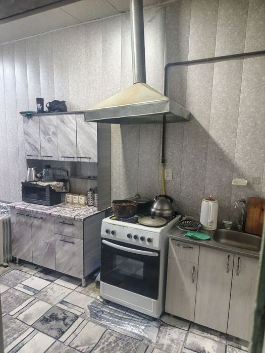 Срочна  ховли сотилади сергели тумани богдор кучаси 3.5 сотик ховли со