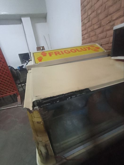 Морозильник сотилади. Минусовой производство Италия