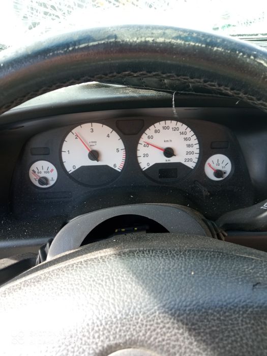 Продавам Опел Зафира 2.0D на Части!