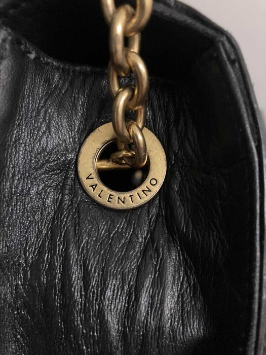 Дамска кожена чанта Valentino