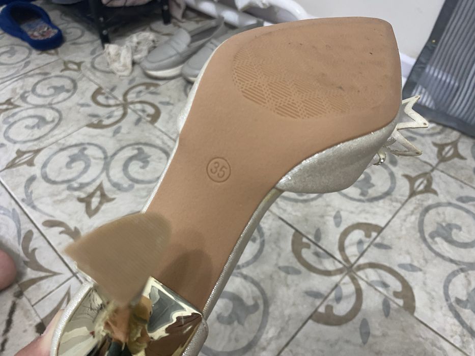 2 туфли 2 де 35 размер