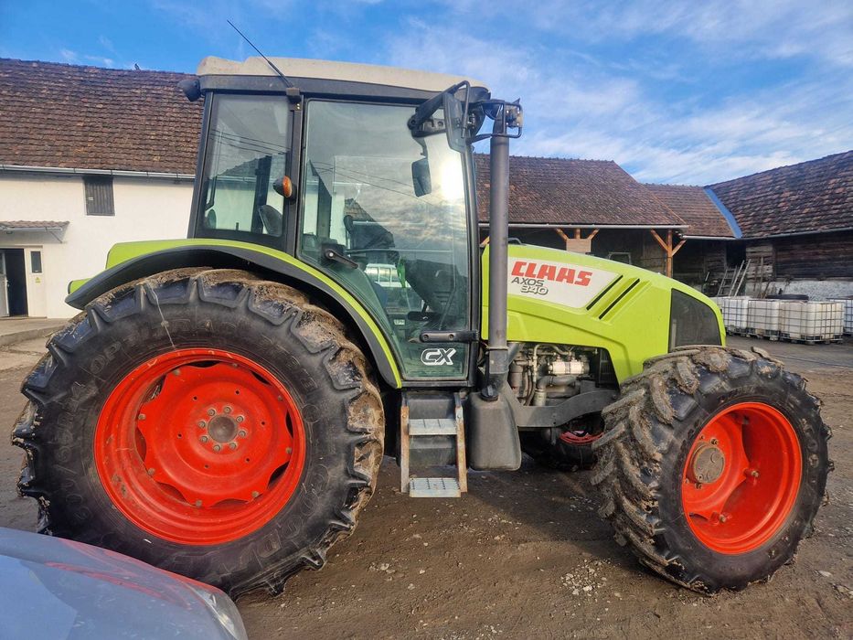 Claas Axos 340 CX