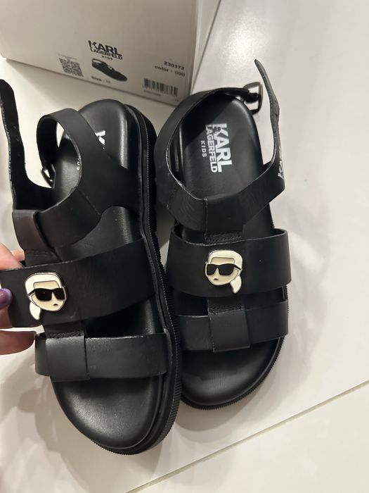 KARL LAGERFELD KIDS оригинални детски сандали нови 33 номер
