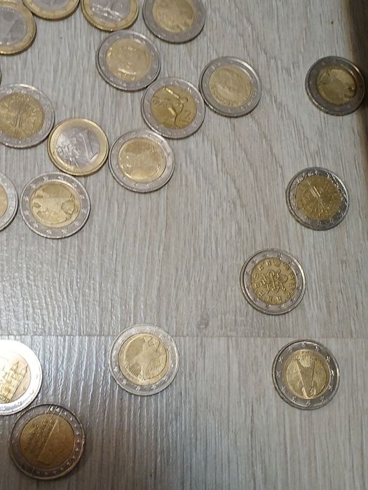 Monede 2 euro și 1 euro noi și vechi de colecție