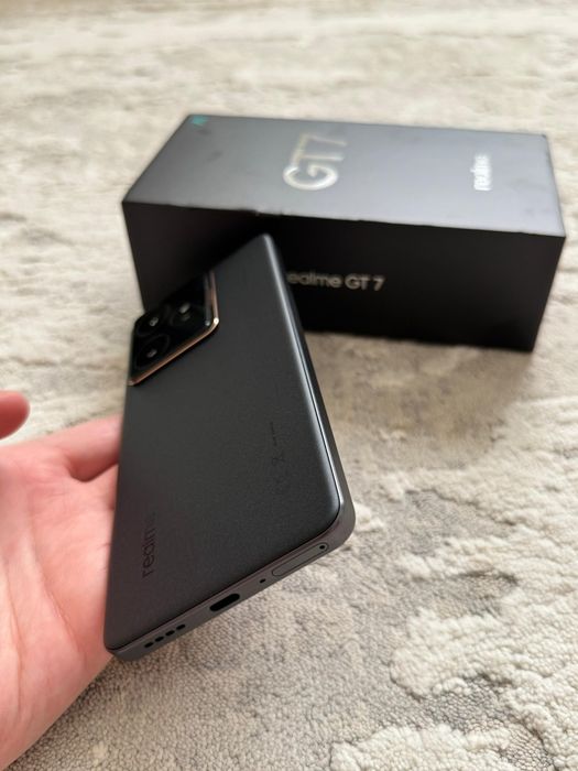 Realme GT 7 Black