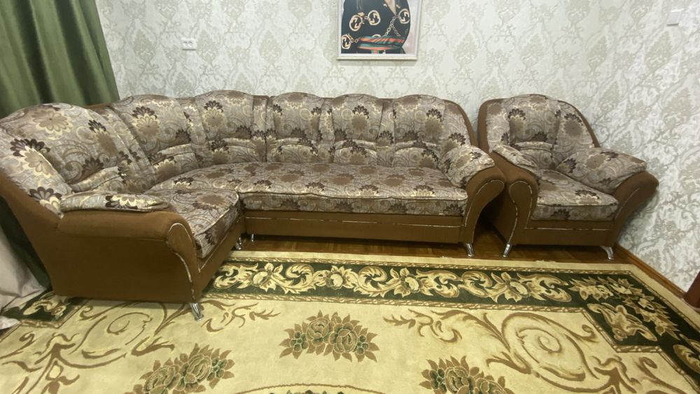 Уголок отдыха(угловой диван)