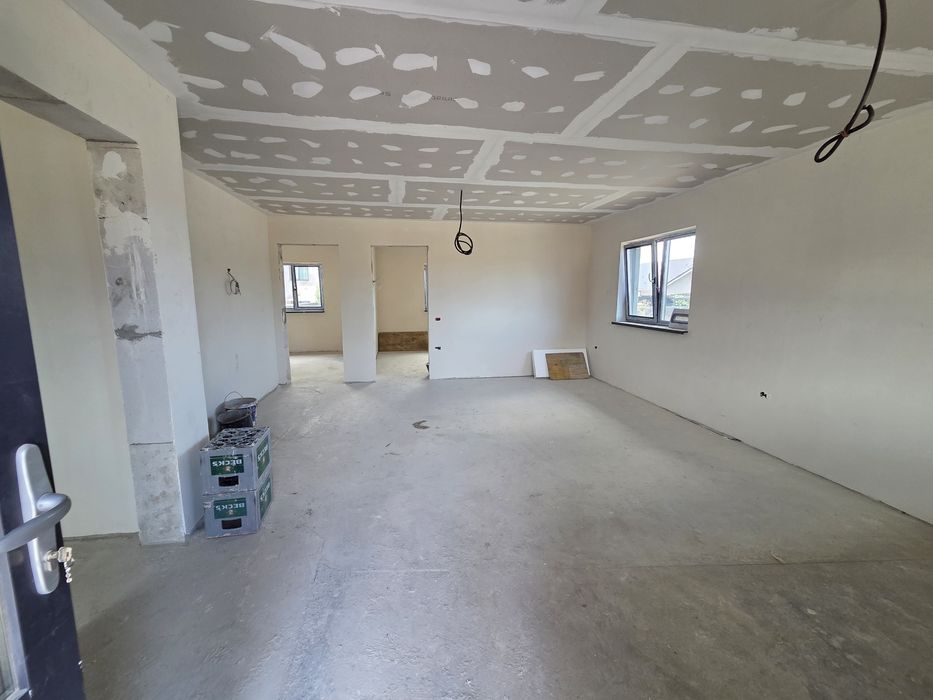 Vând casa Parter Agigea zona Moara