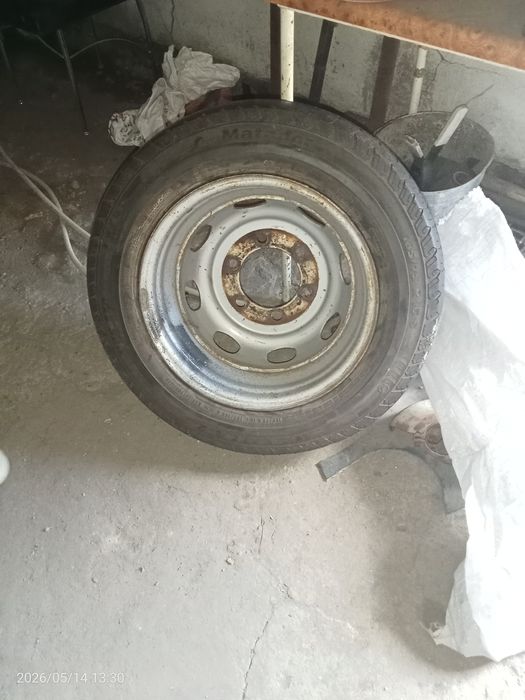 Продам колесо и карбюратор