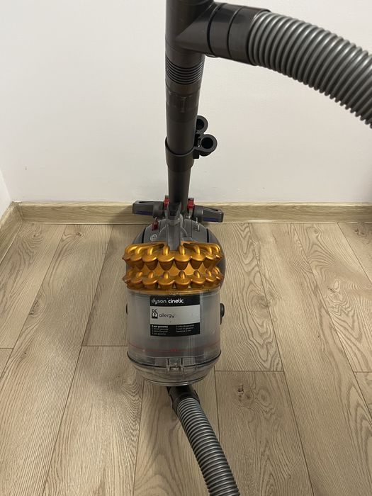 Aspirator Dyson Cinetic DC52 Allergy