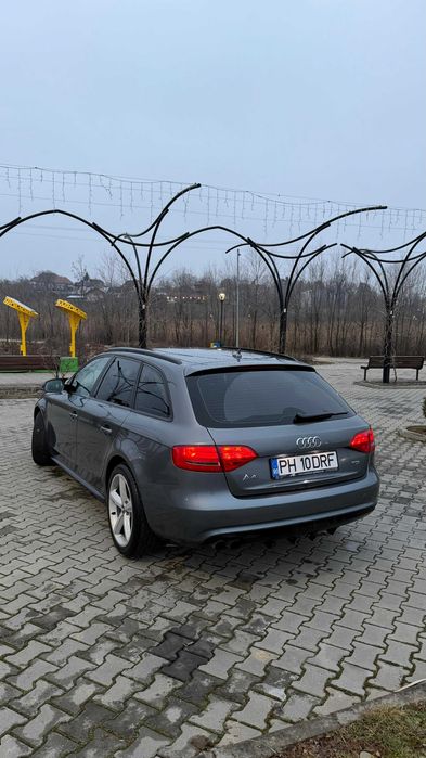 Vând Audi A4 2013