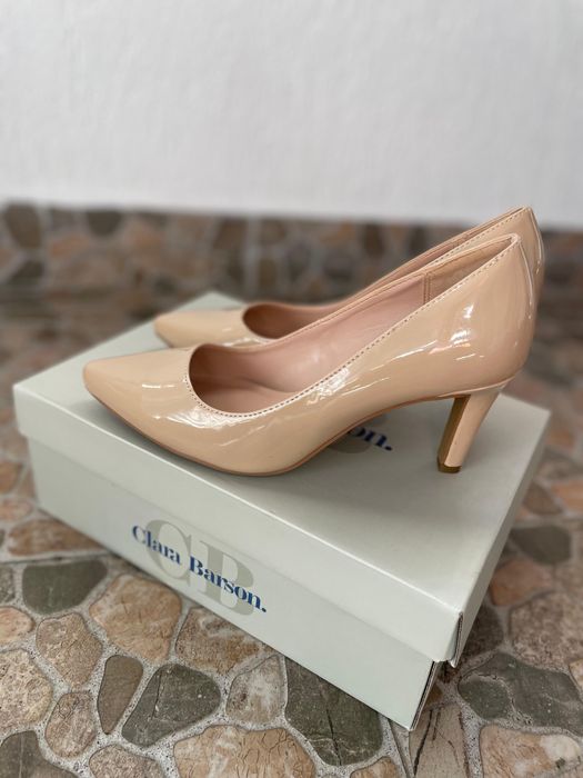 Pantofi de lac eleganti cu toc mic