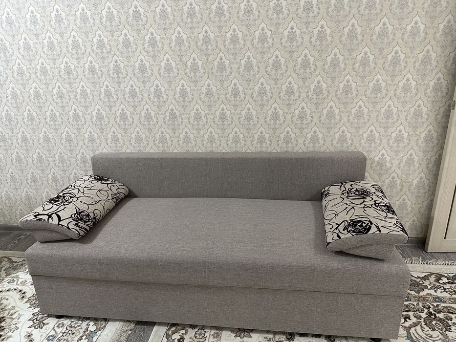 Диван раскладной.Срочно продам