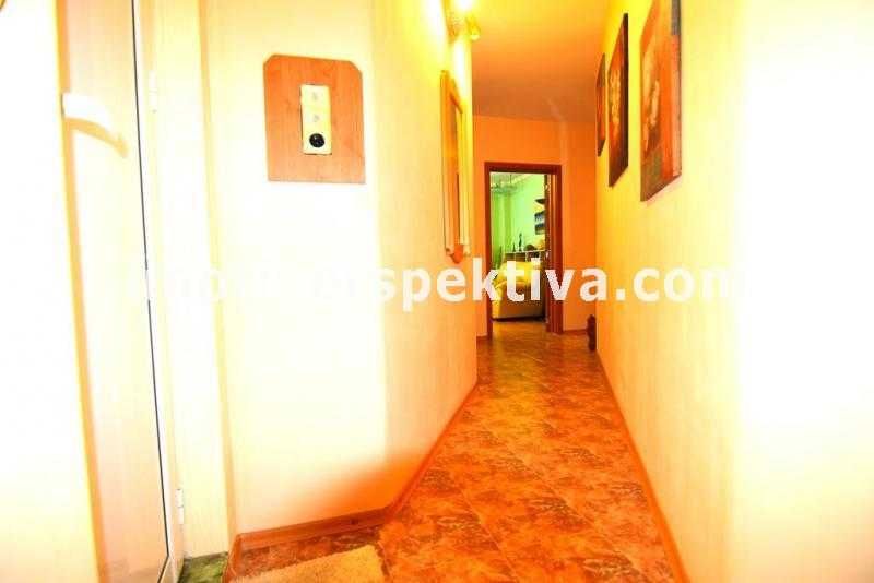 Продава се Тристаен апартамент в Пазарджик, Младост - 90 кв.м за 692 €/кв.м - Снимка #9