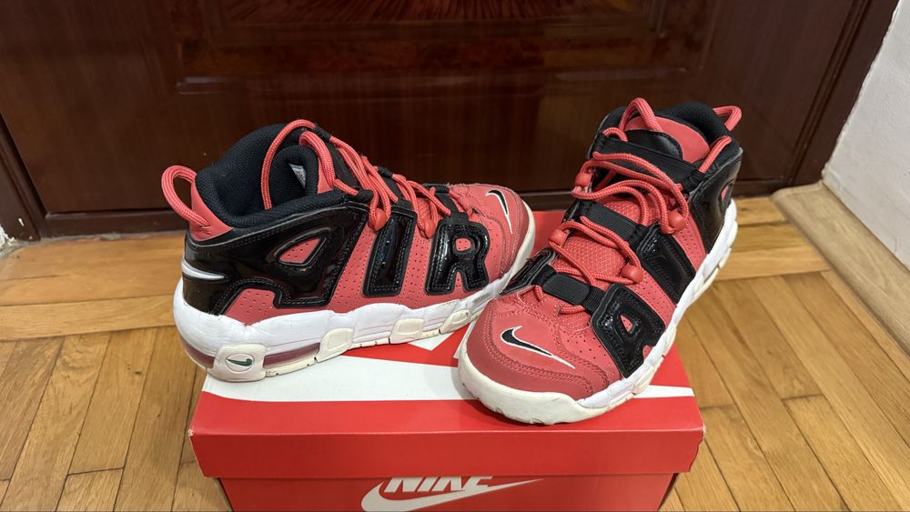 Adidasi Nike Air Uptempo originali marimea 36,5
