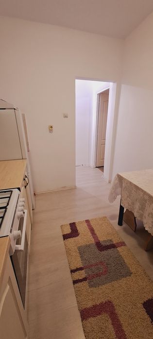 Garsoniera De Inchiriat