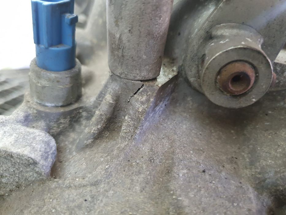 Cutie de viteze manuala 6 trepte 4x4 2.0 dci m9r Nissan Qashqai 1 J10