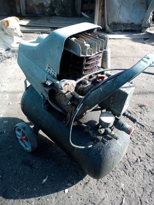 Продам компрессор