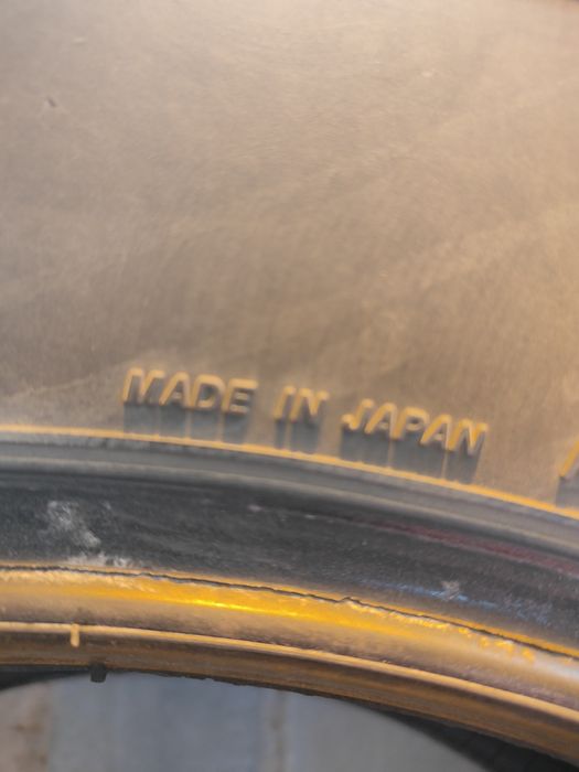 Зимние шины Bridgestone