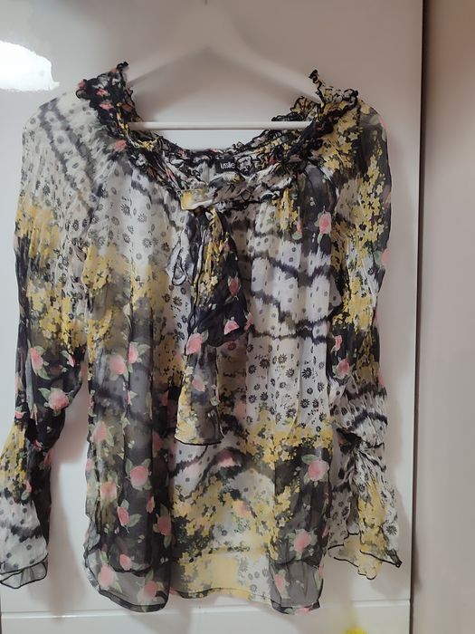 Красива копринена риза