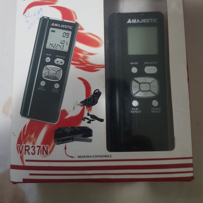 150 Lei. Nou. Reportofon pentru inregistrari audio. 240 Ore. 4 Gb.