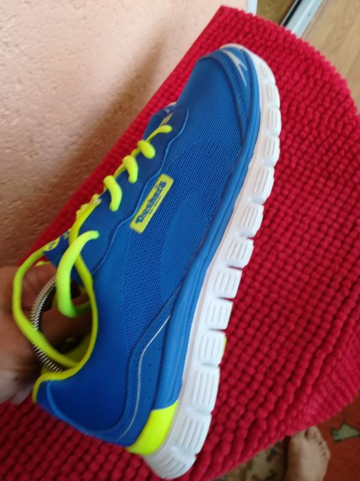 Adidași Dockers nr 39 unisex