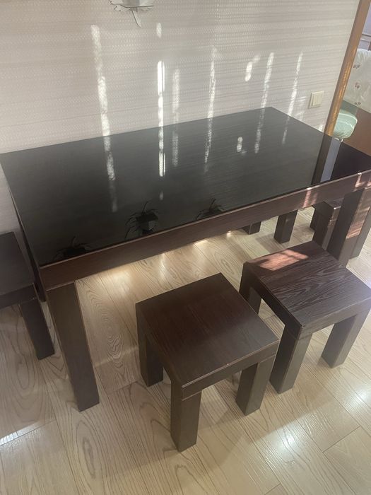 Продам столовый комплект