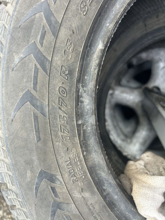 Отдам даром резину