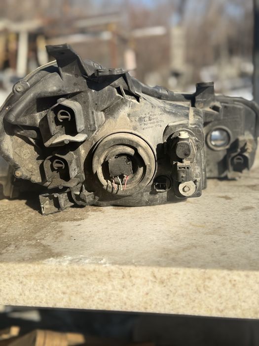 Фары Koito оригинал Suzuki SX4 2012