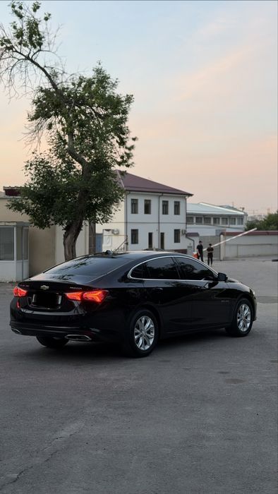 Chevrolet Malibu 2022 — 3