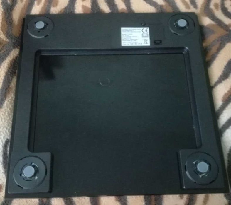 Продавам/Бартер Два Броя Електронни Смарт Кантари !