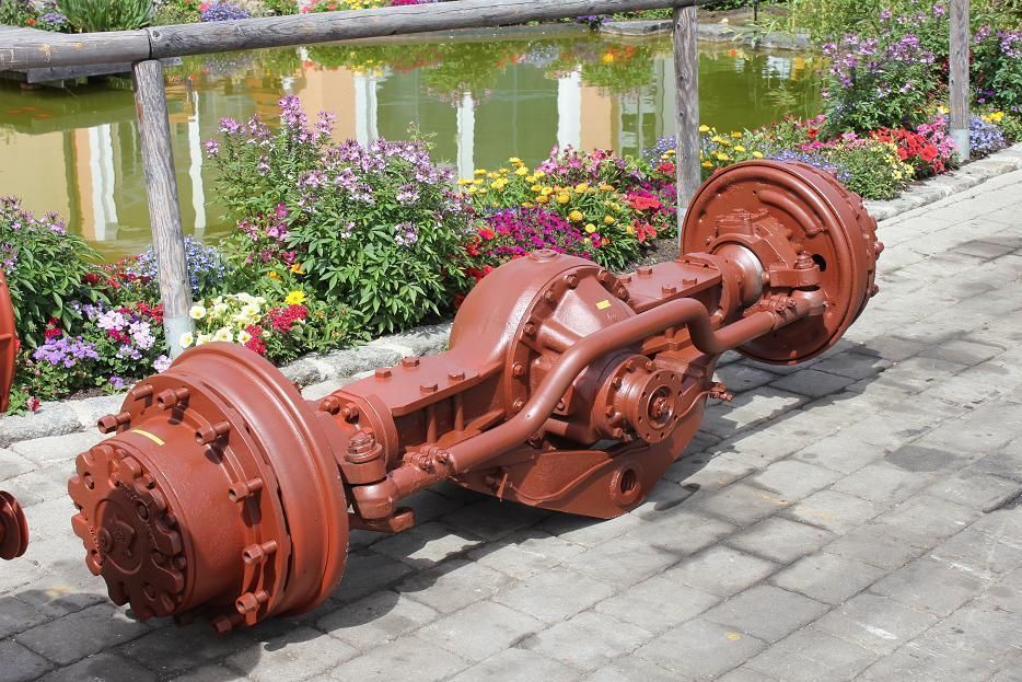 axa fata axa spate hanomag b8