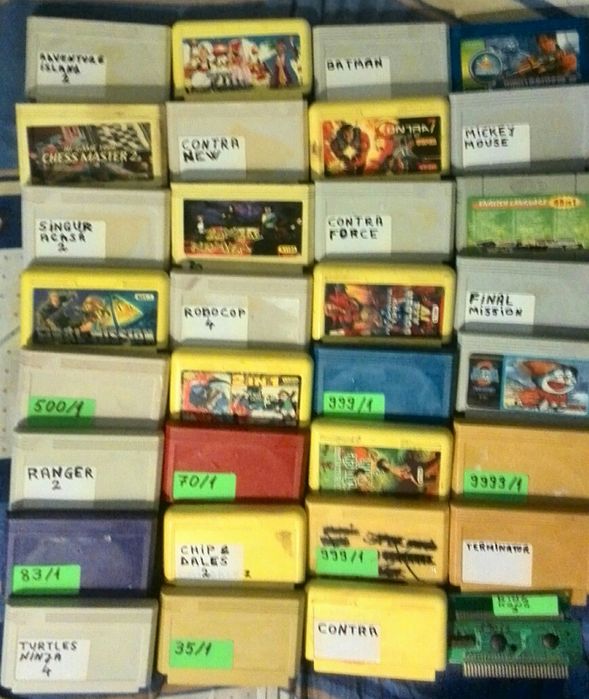 Vând/Schimb 33 casete terminator-nintendo,50 bucata,două fără carcasă.