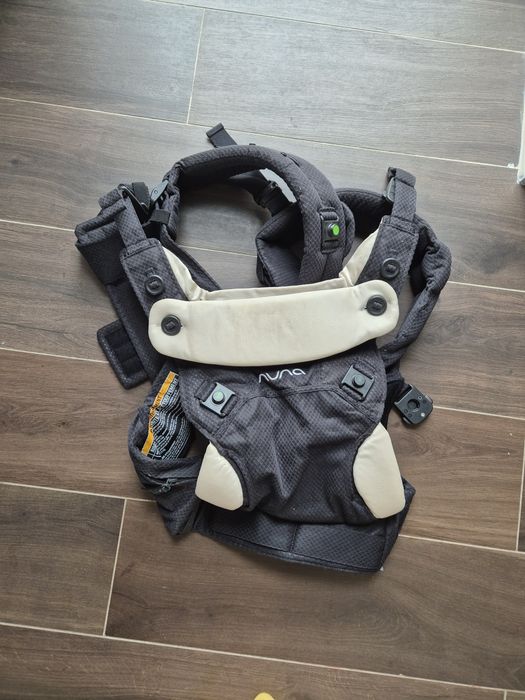 Marsupiu pentru bebelusi