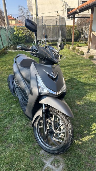 Скутер SYM HD 300 27 конски сили.