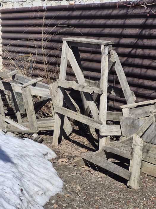 Отдам Доски на дрова.