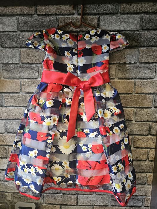 Платье нарядное для девочки