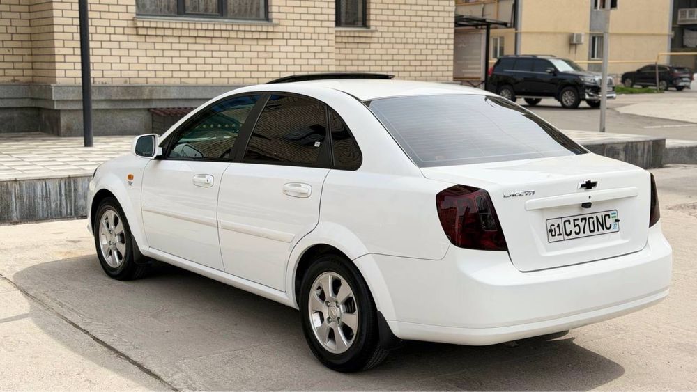 Срочна узимни жентрамни сотаман 2020 йил 105000 Кира килинмаган мошина