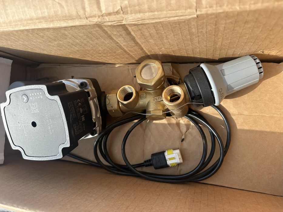 Grup pompare-amestec FHM-C1 Danfoss vana 3 cai