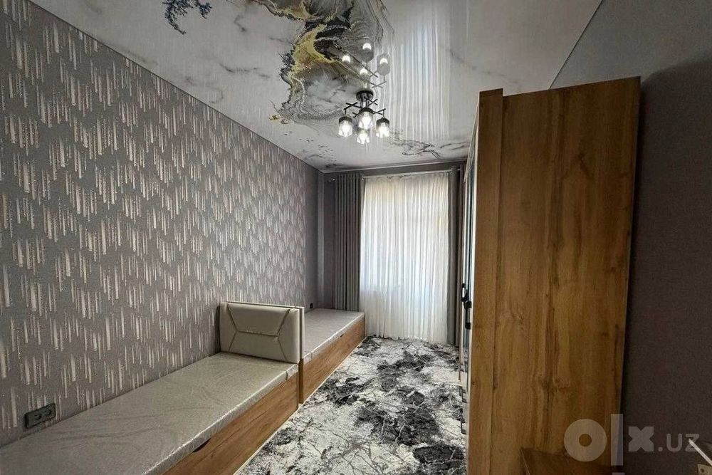 Продаётся 3х комнатная квартира  77 кв.м. с ремонтом и мебелью.