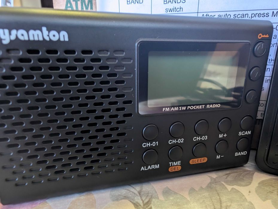 Лот от преносими  FM/AM/SW радио