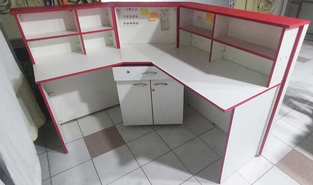 Ресепшн (сделан добротно)