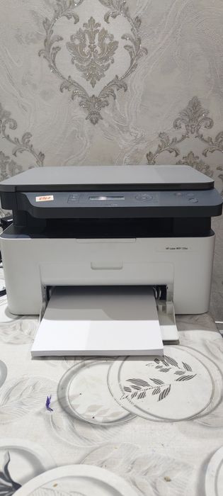 Принтер UP laser MFP 135 w продаётся с 2шт картриджем. Почти новый